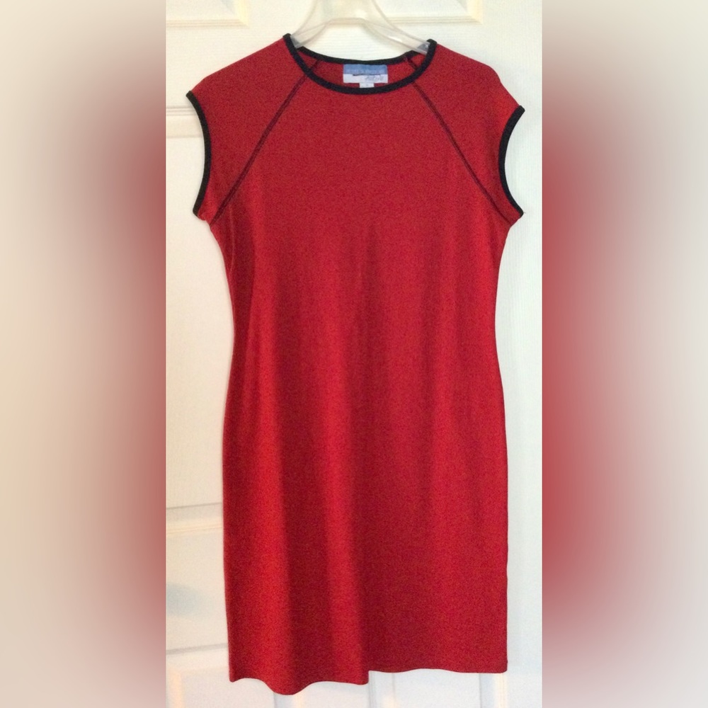 SHORT SLEEVE DRESS